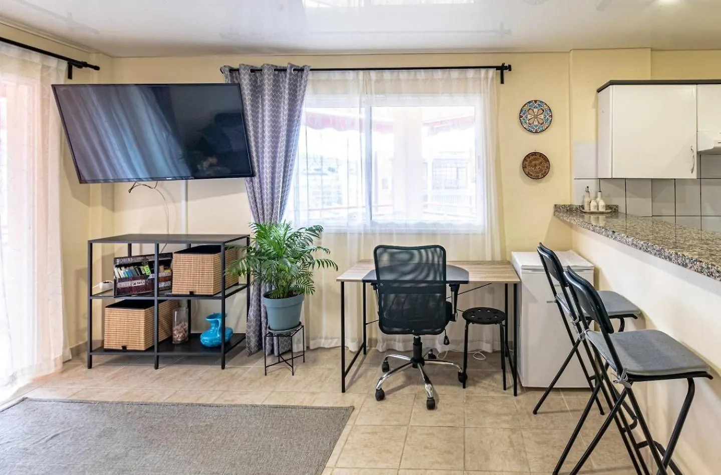 Large Terrace Jardin Apartment Puerto de Santiago