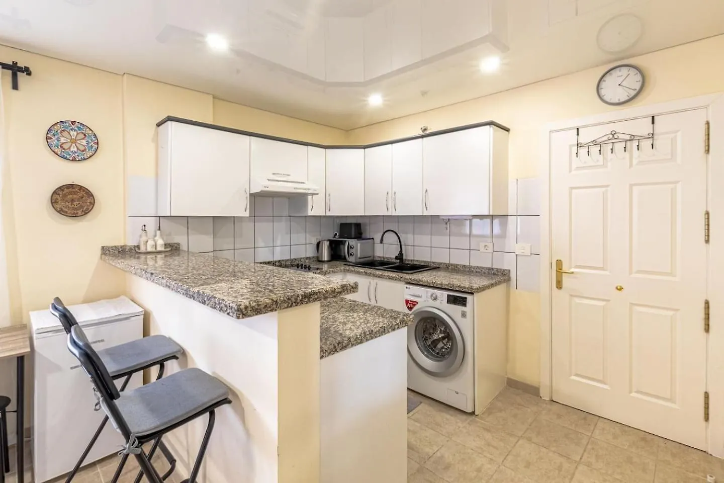 Large Terrace Jardin Apartment Puerto de Santiago