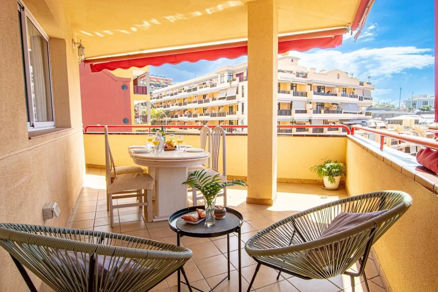 Large Terrace Jardin Apartment Puerto de Santiago